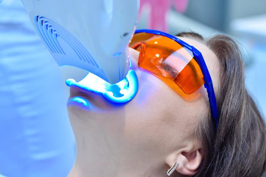 UV Teeth Whitening